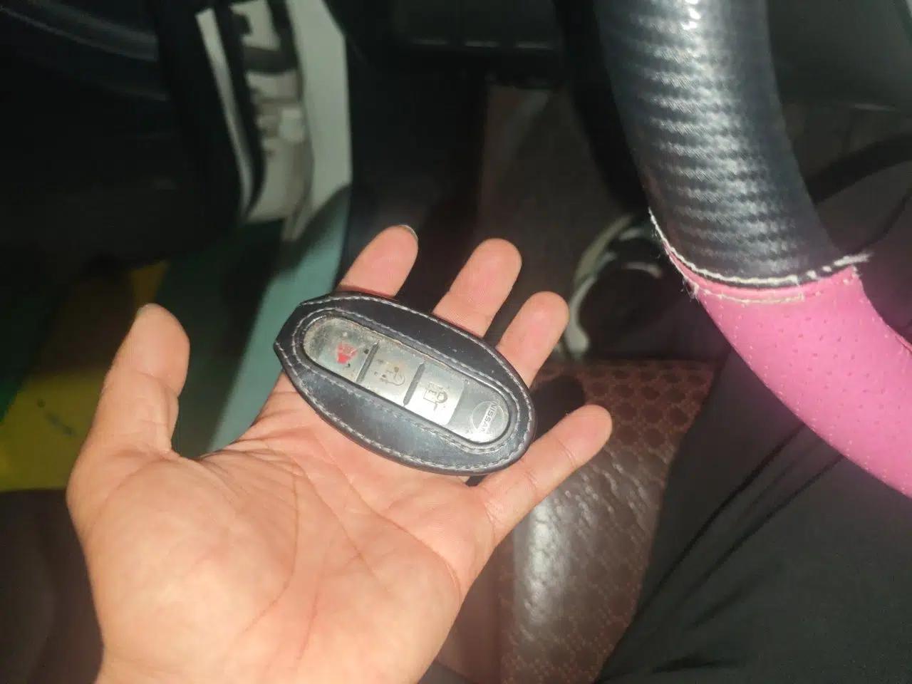 Nissan Tiida 2011 1.6L CVT Smart Version — миниатюра 9