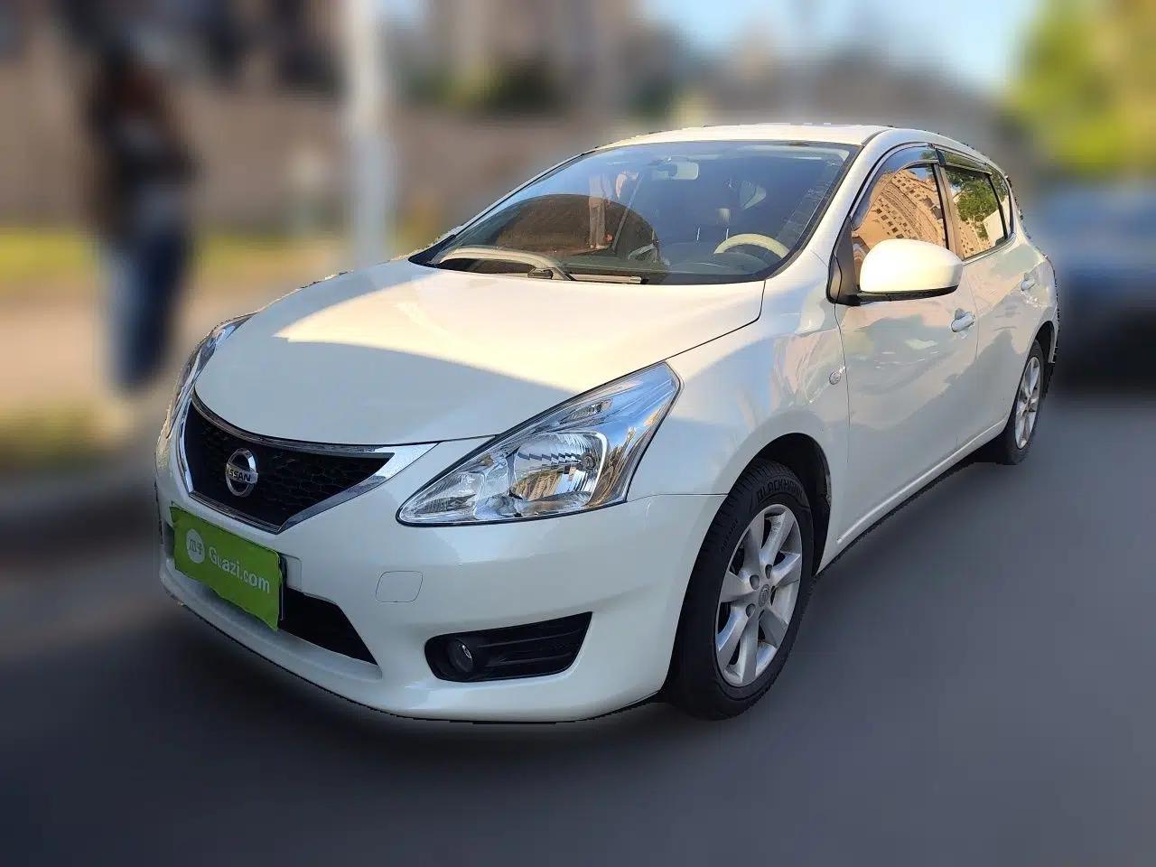 Nissan Tiida 2011 1.6L CVT Smart Version — миниатюра 1