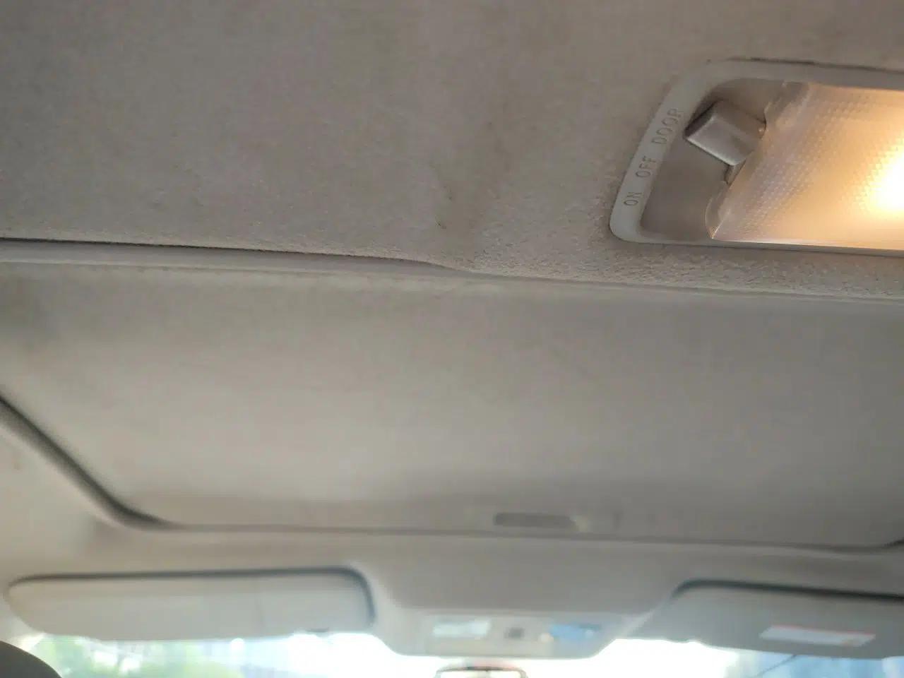 Nissan Tiida 2011 1.6L CVT Smart Version — миниатюра 19