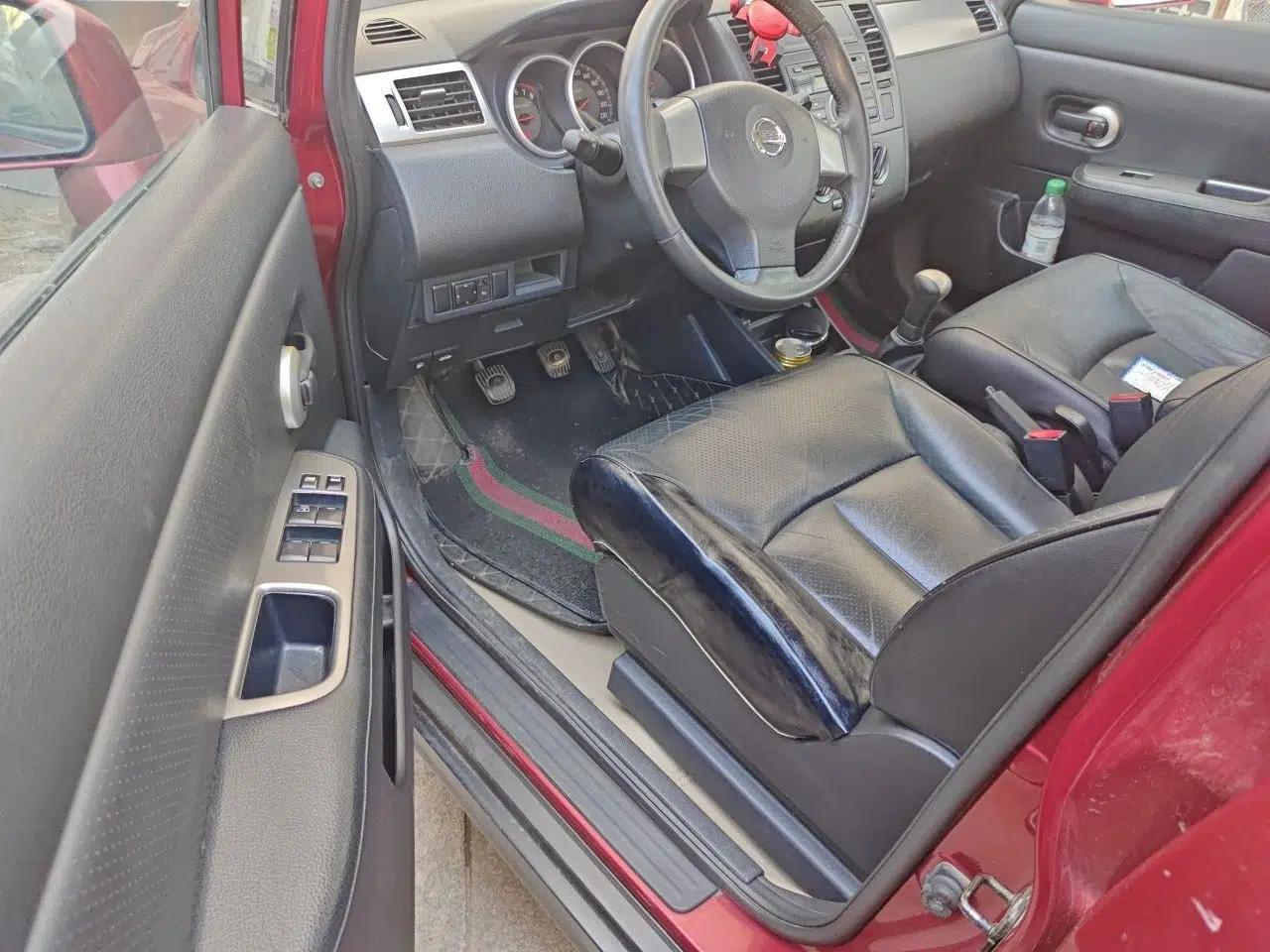 Nissan Tiida 2006 1.6GE MT — миниатюра 17