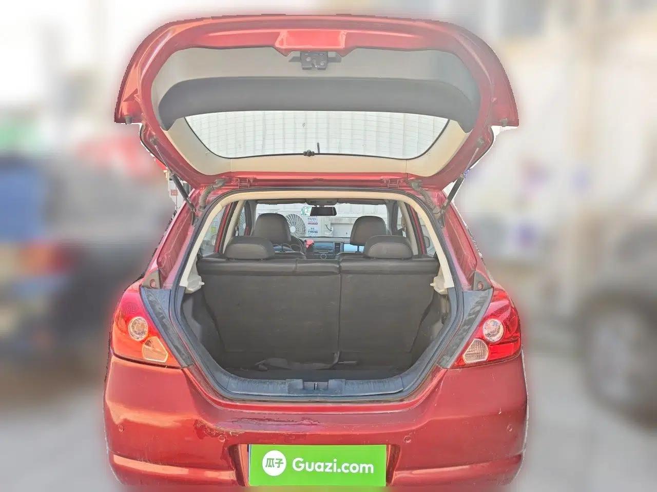 Nissan Tiida 2006 1.6GE MT — миниатюра 20