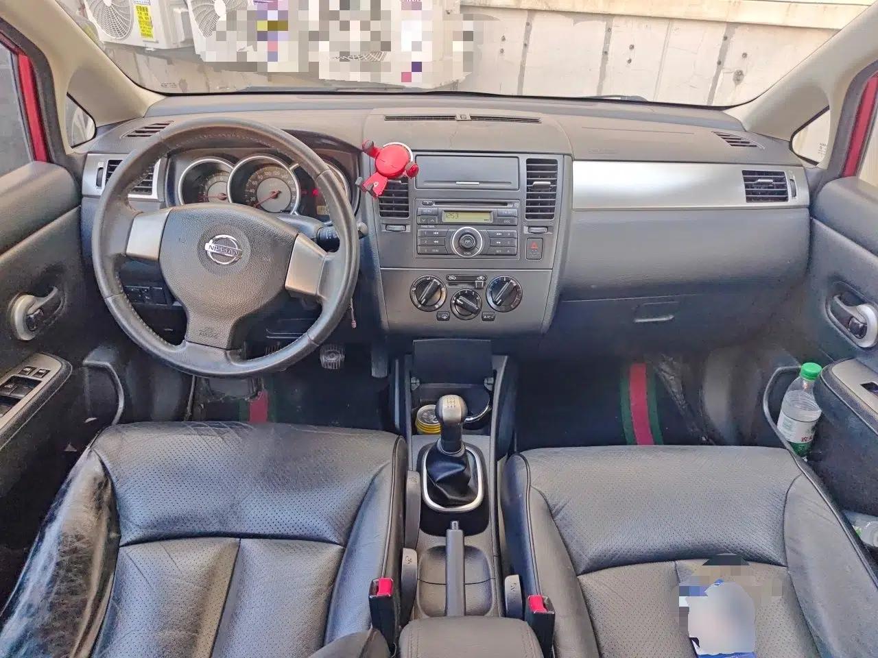 Nissan Tiida 2006 1.6GE MT — миниатюра 10