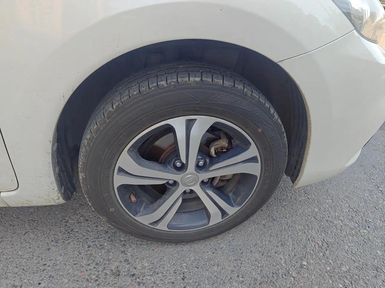 Nissan Tiida 2016 1.6L CVT Smart Drive Edition — миниатюра 8