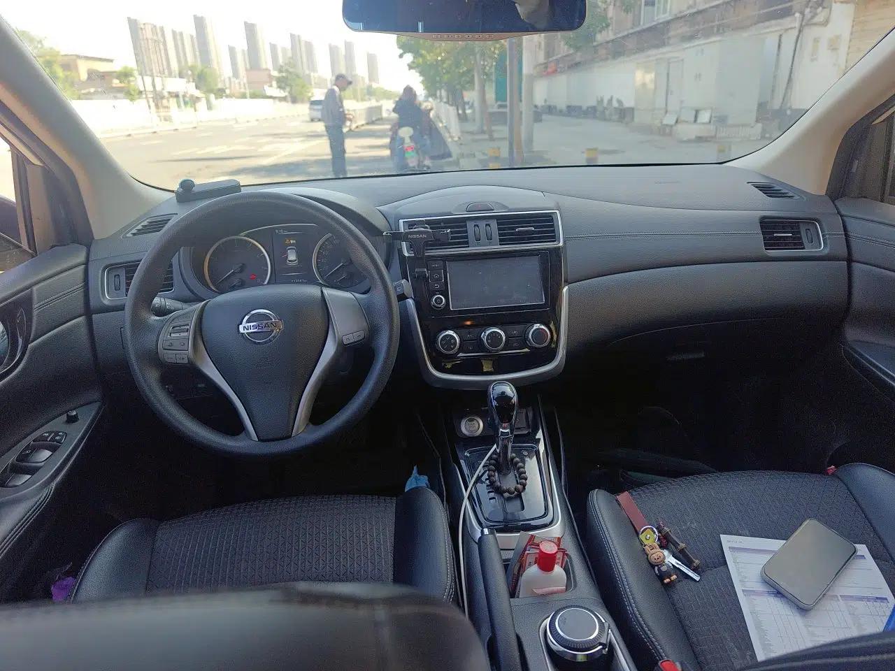 Nissan Tiida 2016 1.6L CVT Smart Drive Edition — миниатюра 10