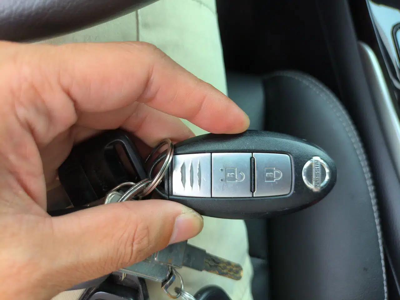 Nissan Tiida 2021 1.6L CVT Smart Drive Edition — миниатюра 9
