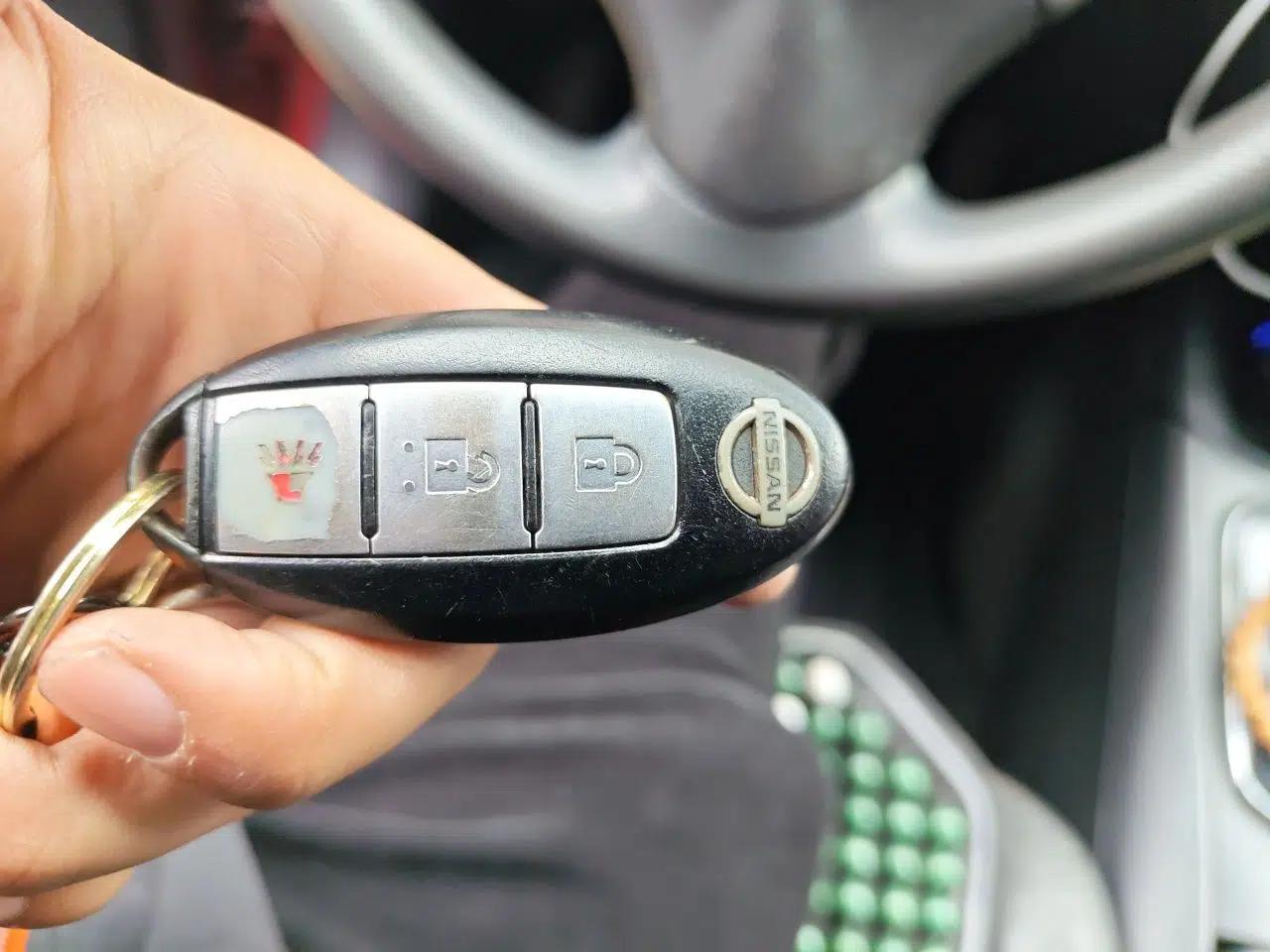 Nissan Tiida 2011 1.6L CVT Smart Version — миниатюра 9
