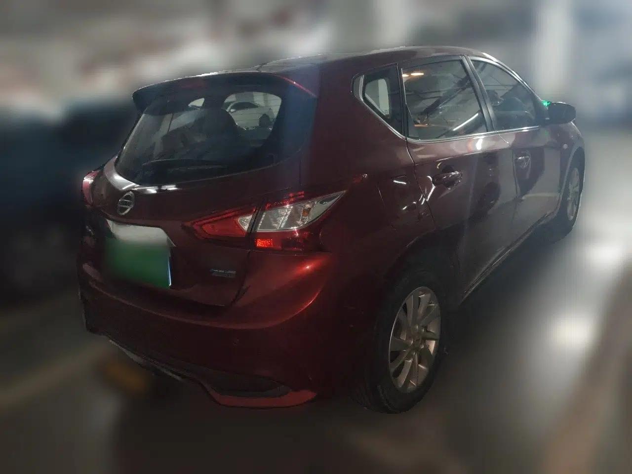 Nissan Tiida 2016 1.6L CVT Cool Dynamic Edition — миниатюра 6