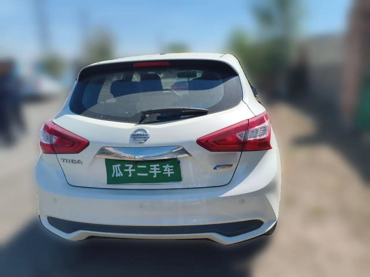 Nissan Tiida 2016 1.6L CVT Cool Dynamic Edition — миниатюра 5