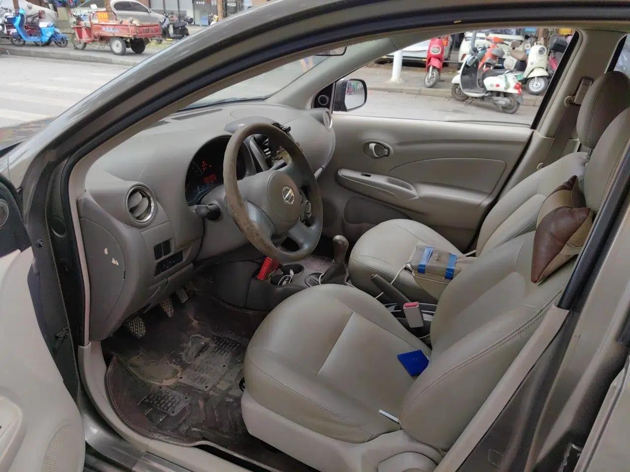 Nissan Sunny 2011 1.5XE Manual Comfort Edition — миниатюра 17