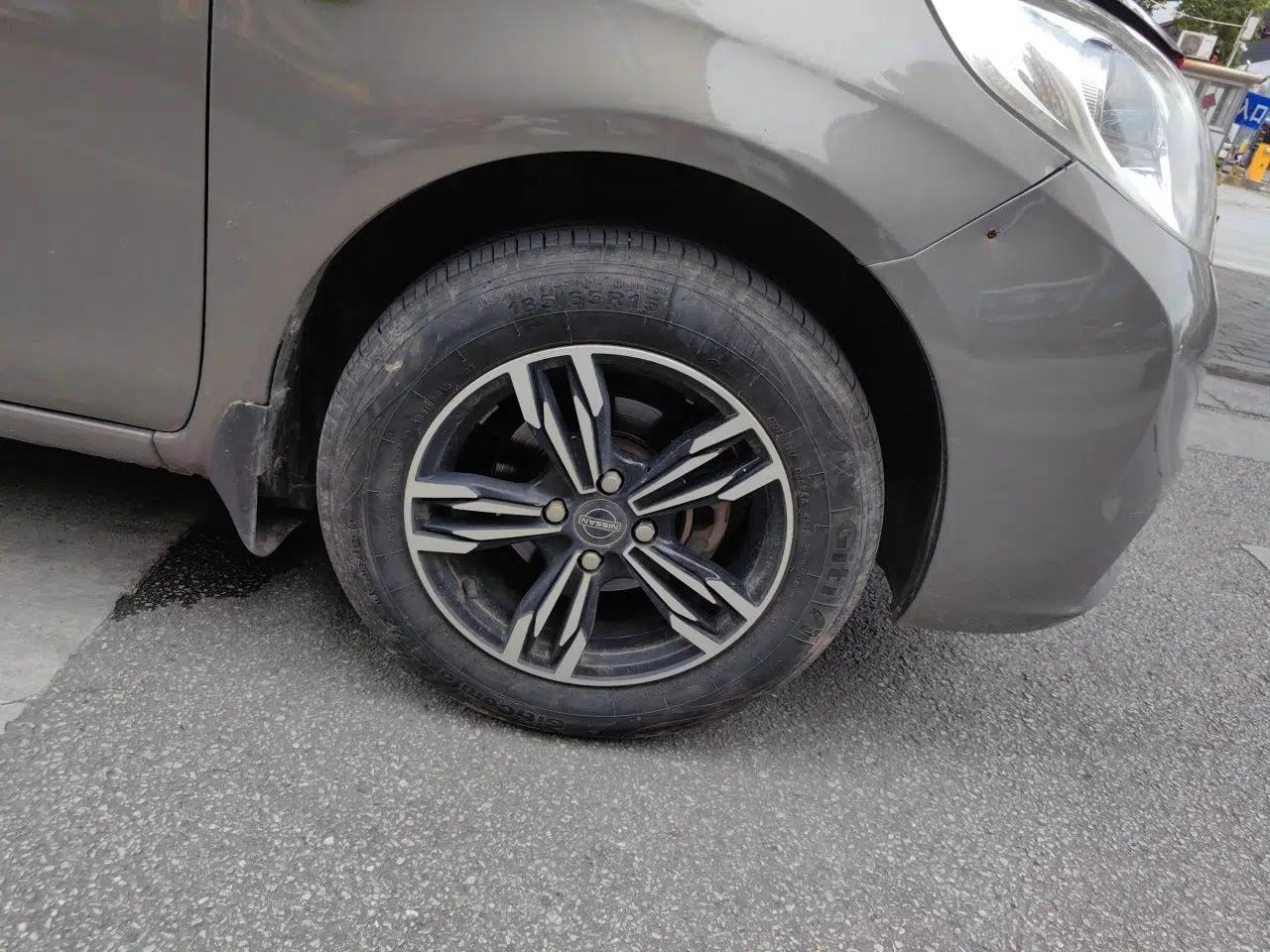Nissan Sunny 2011 1.5XE Manual Comfort Edition — миниатюра 8