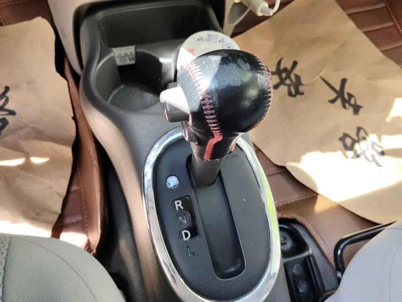 Nissan Sunny 2011 1.5XE CVT Comfort Edition — миниатюра 15