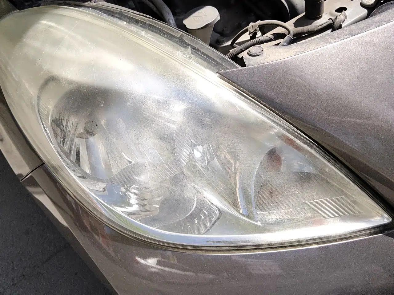 Nissan Sunny 2011 1.5XE CVT Comfort Edition — миниатюра 7