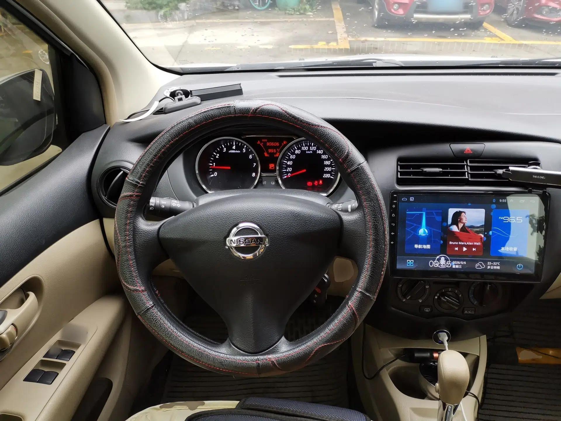 Nissan Livina 2015 1.6XE CVT Comfort Edition — миниатюра 11