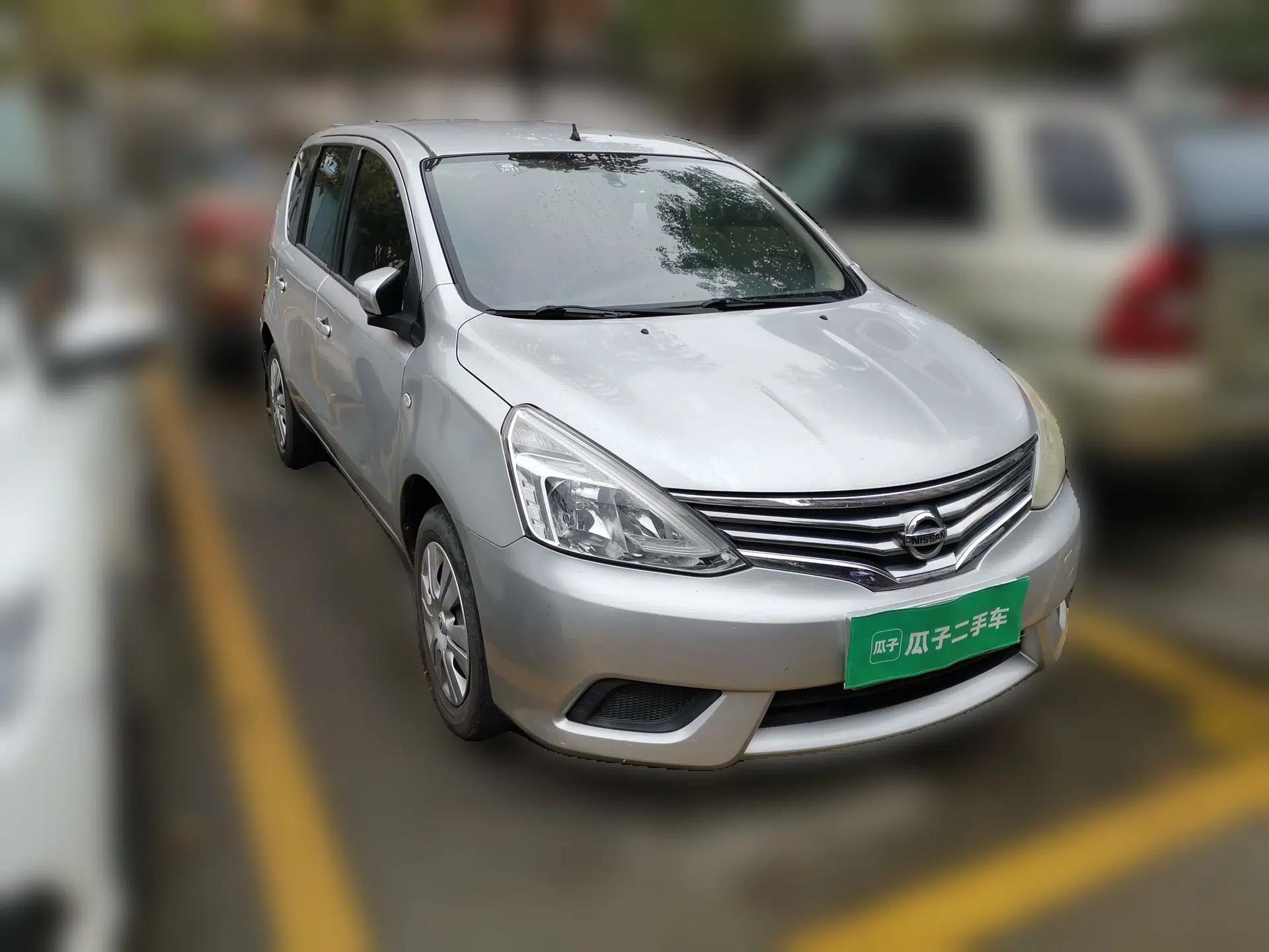 Nissan Livina 2015 1.6XE CVT Comfort Edition — миниатюра 3