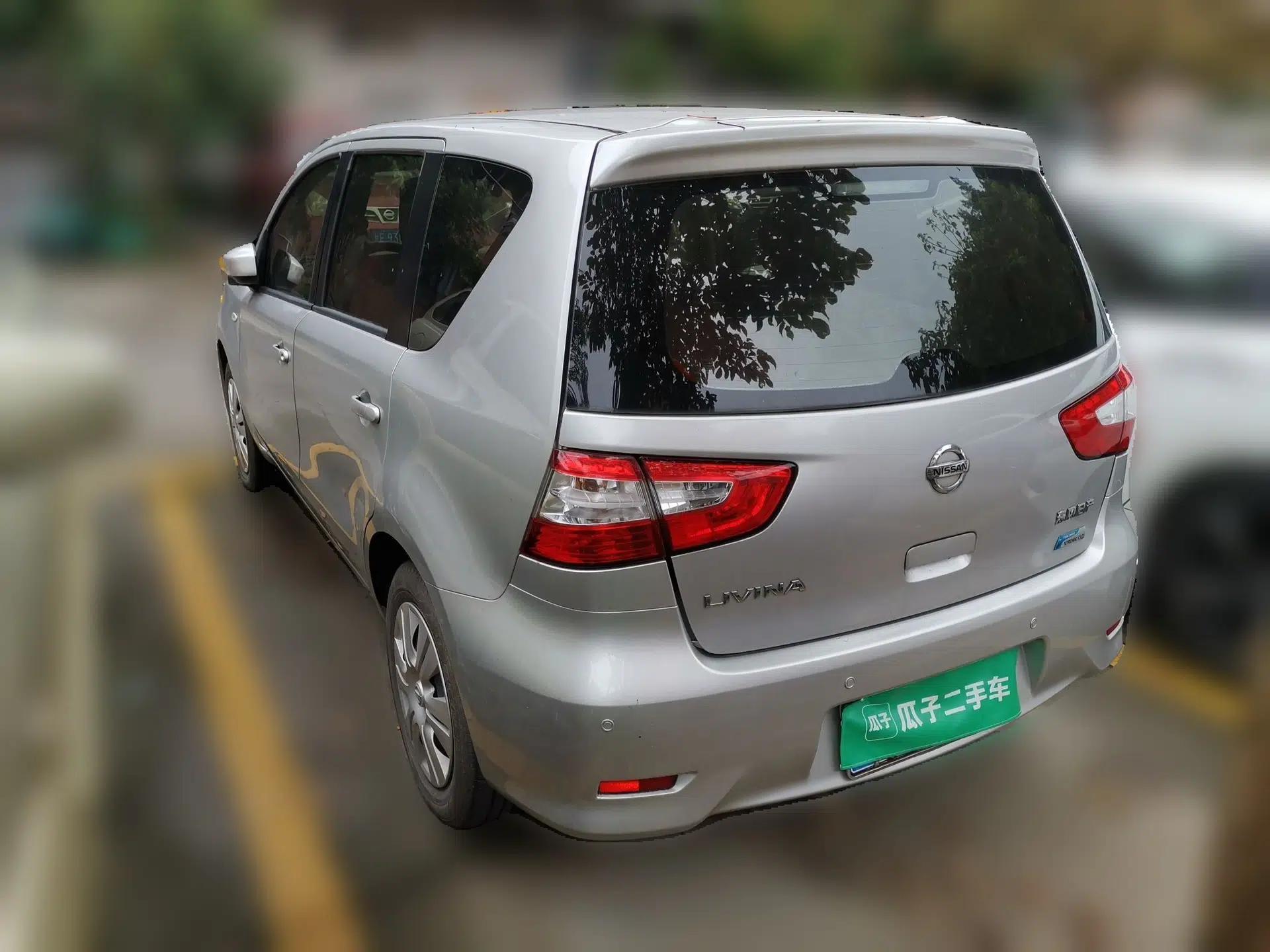 Nissan Livina 2015 1.6XE CVT Comfort Edition — миниатюра 4