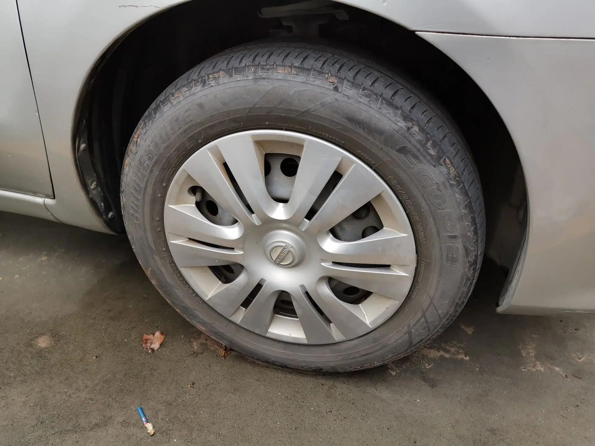 Nissan Livina 2015 1.6XE CVT Comfort Edition — миниатюра 8
