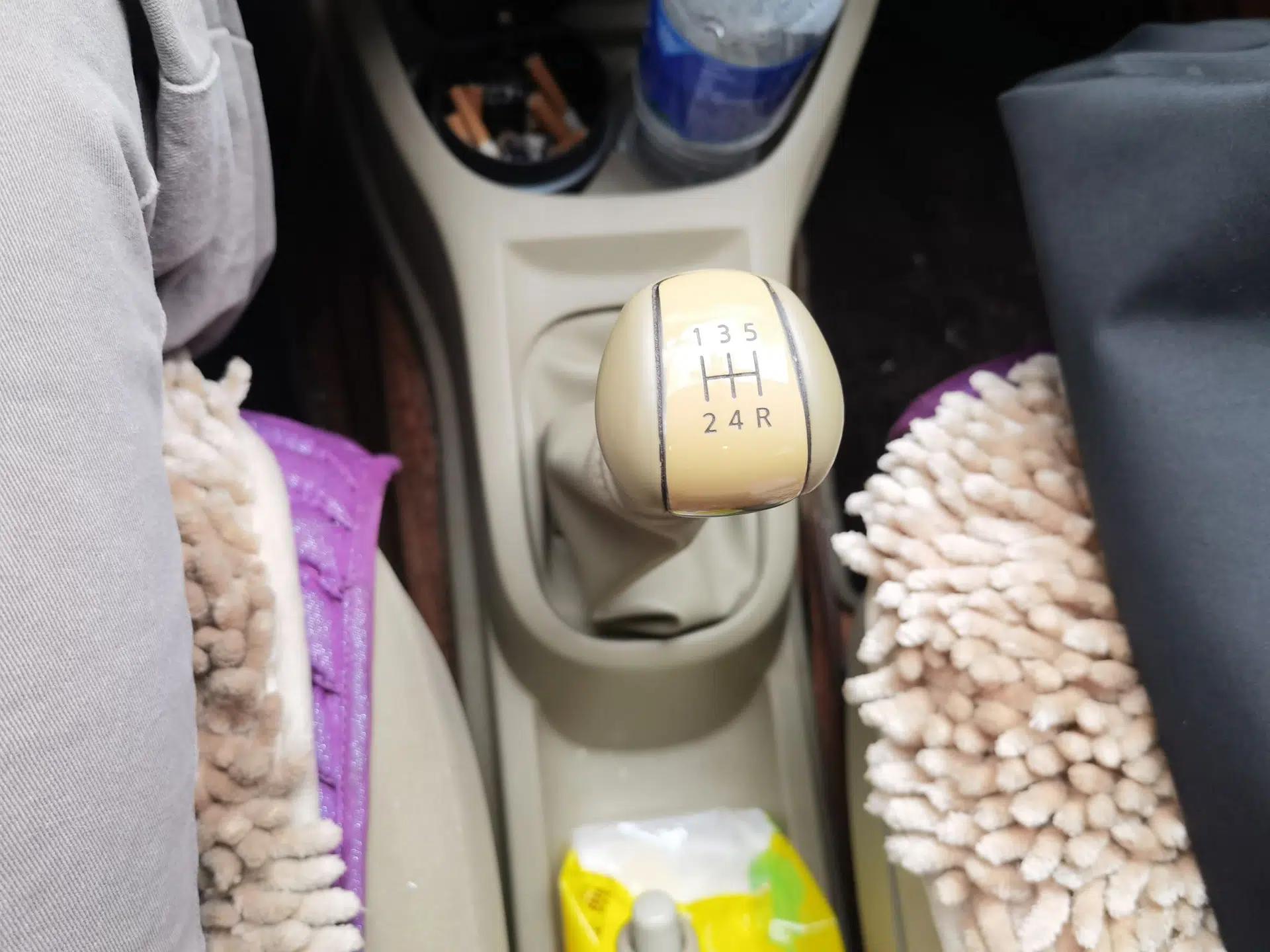 Nissan Livina 2013 1.6XE Manual Comfort Edition — миниатюра 15