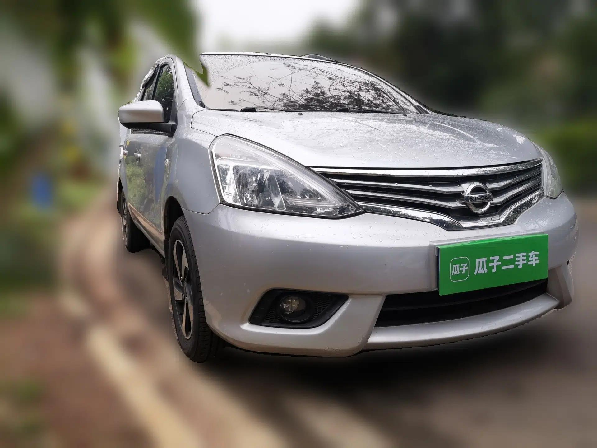 Nissan Livina 2013 1.6XE Manual Comfort Edition — миниатюра 3
