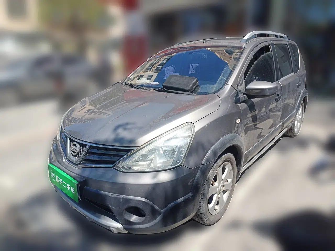 Nissan Livina 2013 JINRUI 1.6XV CVT Luxury Edition — миниатюра 1