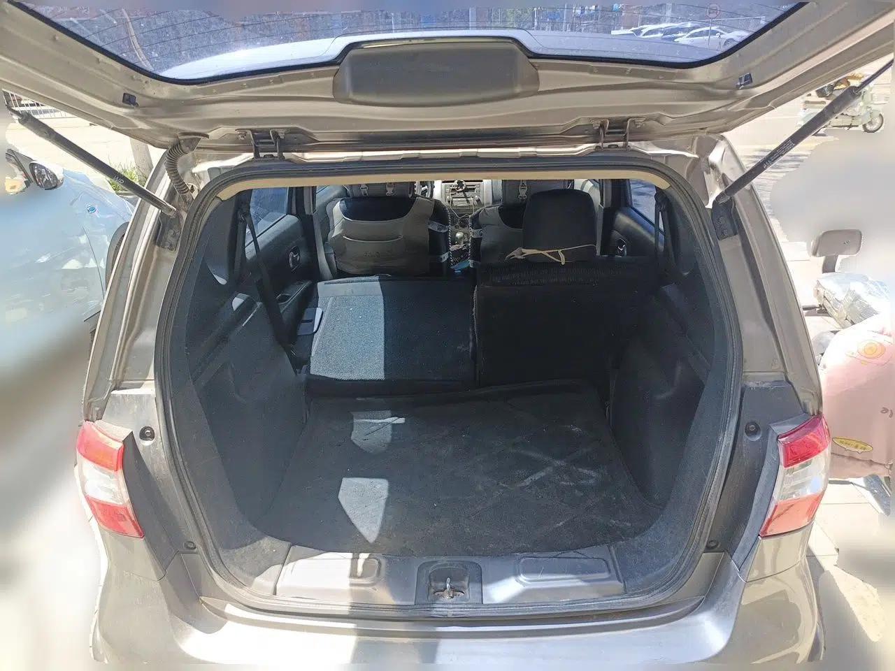Nissan Livina 2013 JINRUI 1.6XV CVT Luxury Edition — миниатюра 20