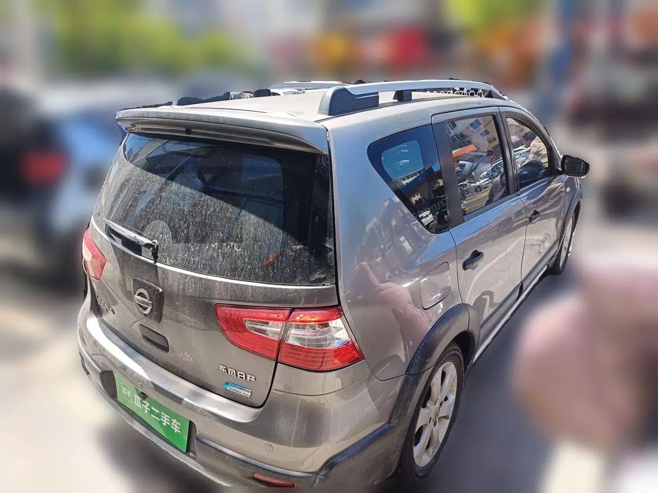 Nissan Livina 2013 JINRUI 1.6XV CVT Luxury Edition — миниатюра 6