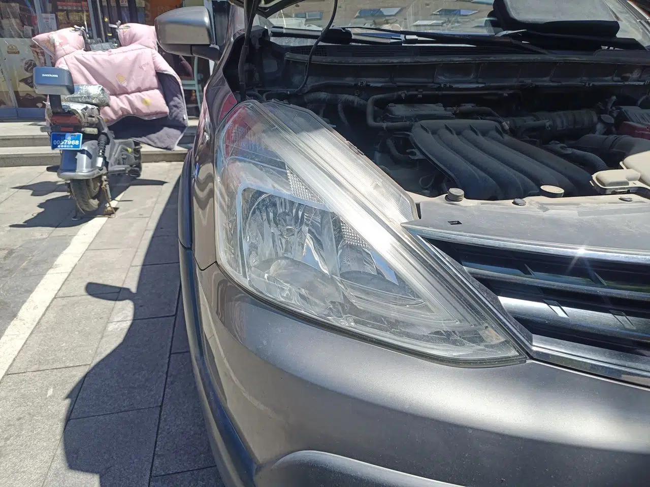 Nissan Livina 2013 JINRUI 1.6XV CVT Luxury Edition — миниатюра 7