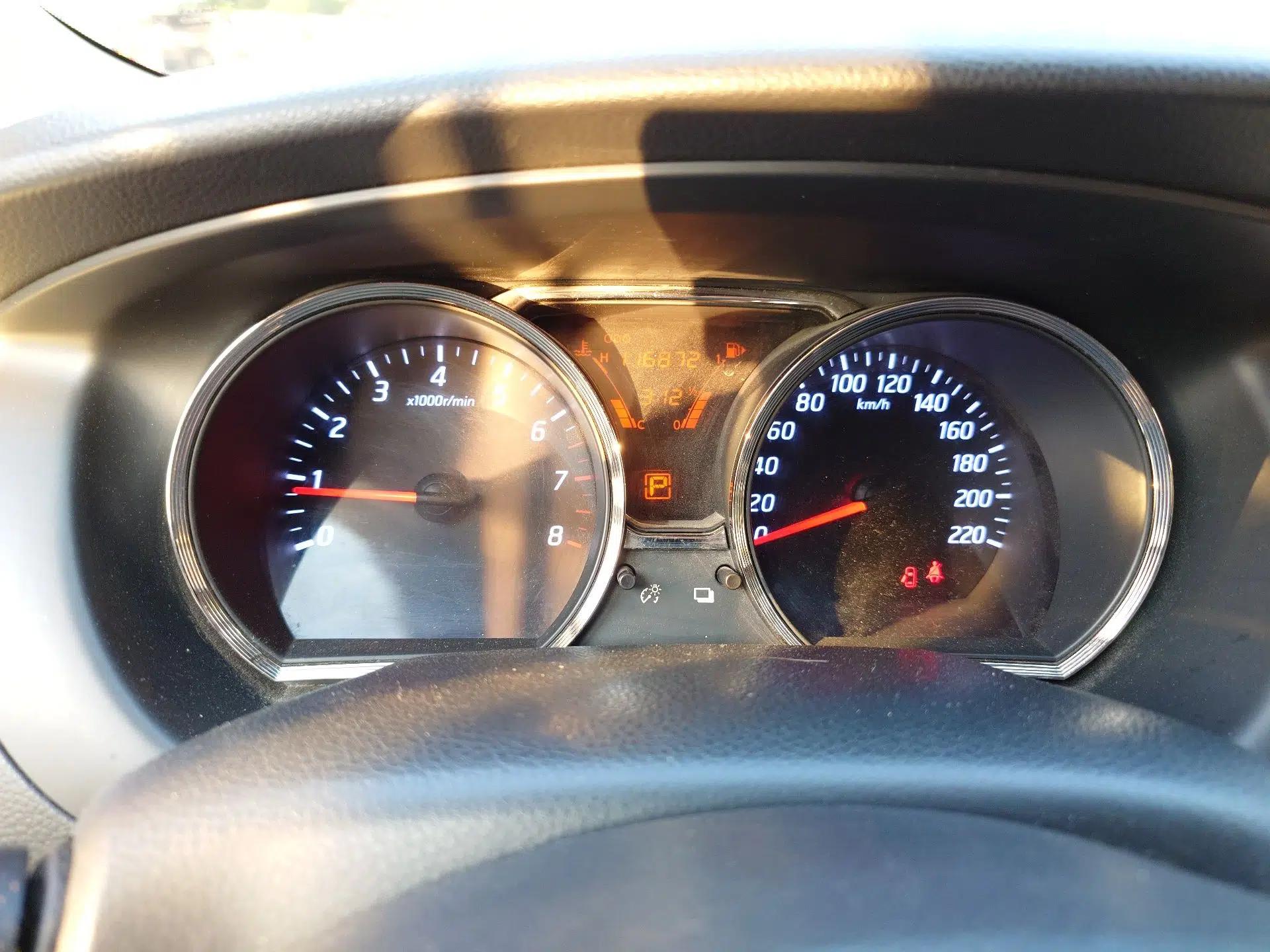 Nissan Livina 2013 JINRUI 1.6XV CVT Luxury Edition — миниатюра 12