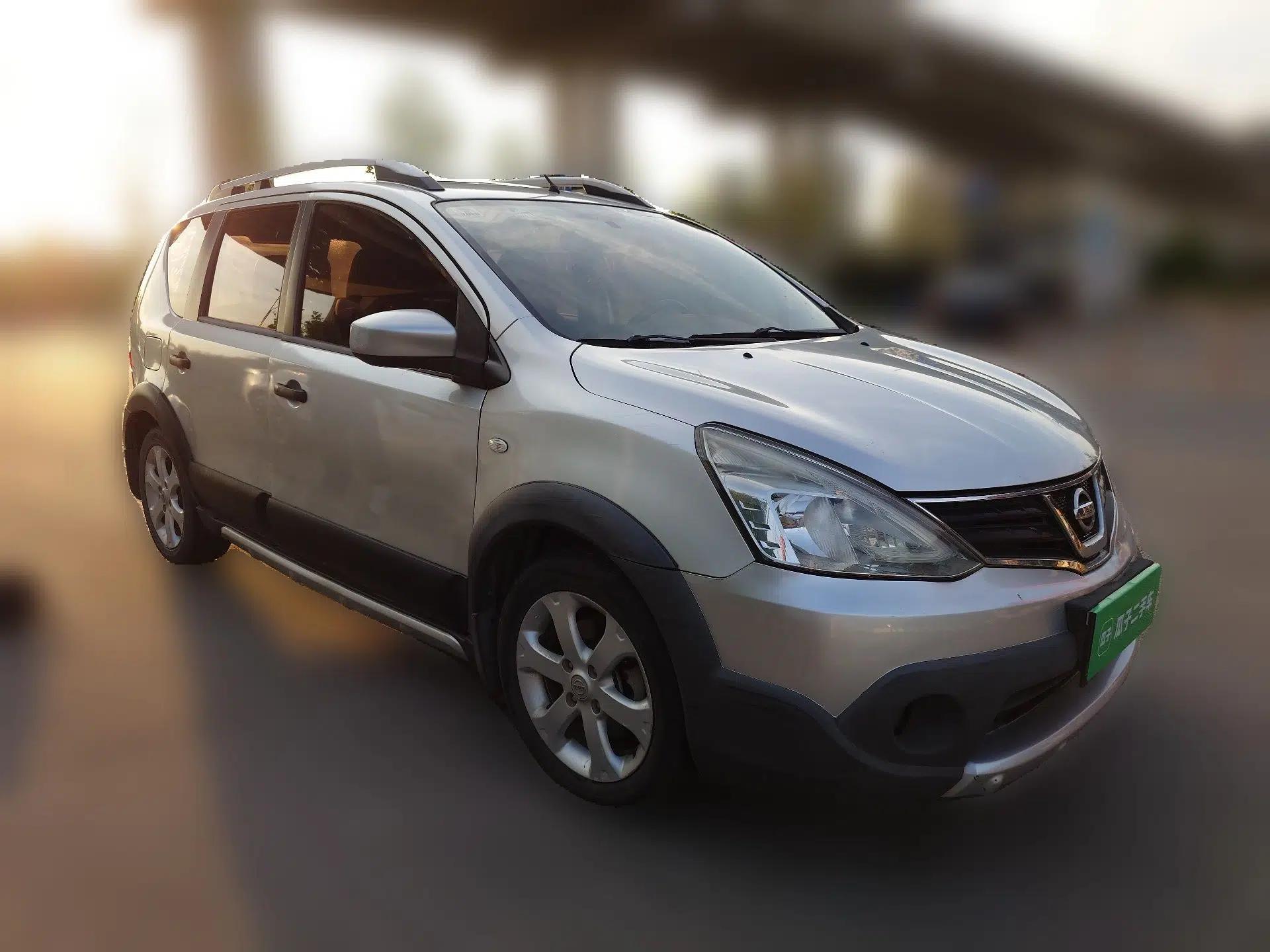 Nissan Livina 2013 JINRUI 1.6XV CVT Luxury Edition — миниатюра 3