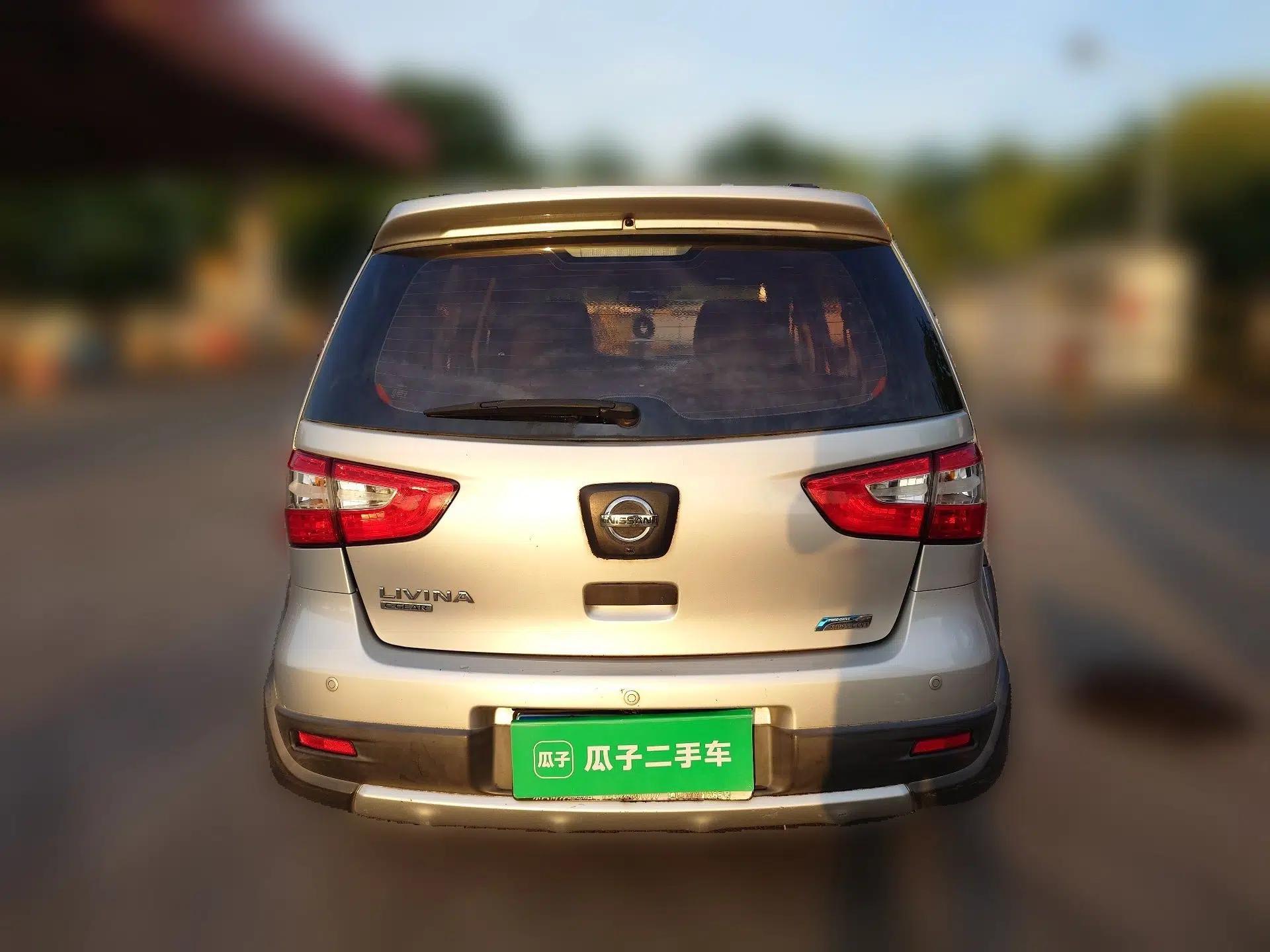 Nissan Livina 2013 JINRUI 1.6XV CVT Luxury Edition — миниатюра 5