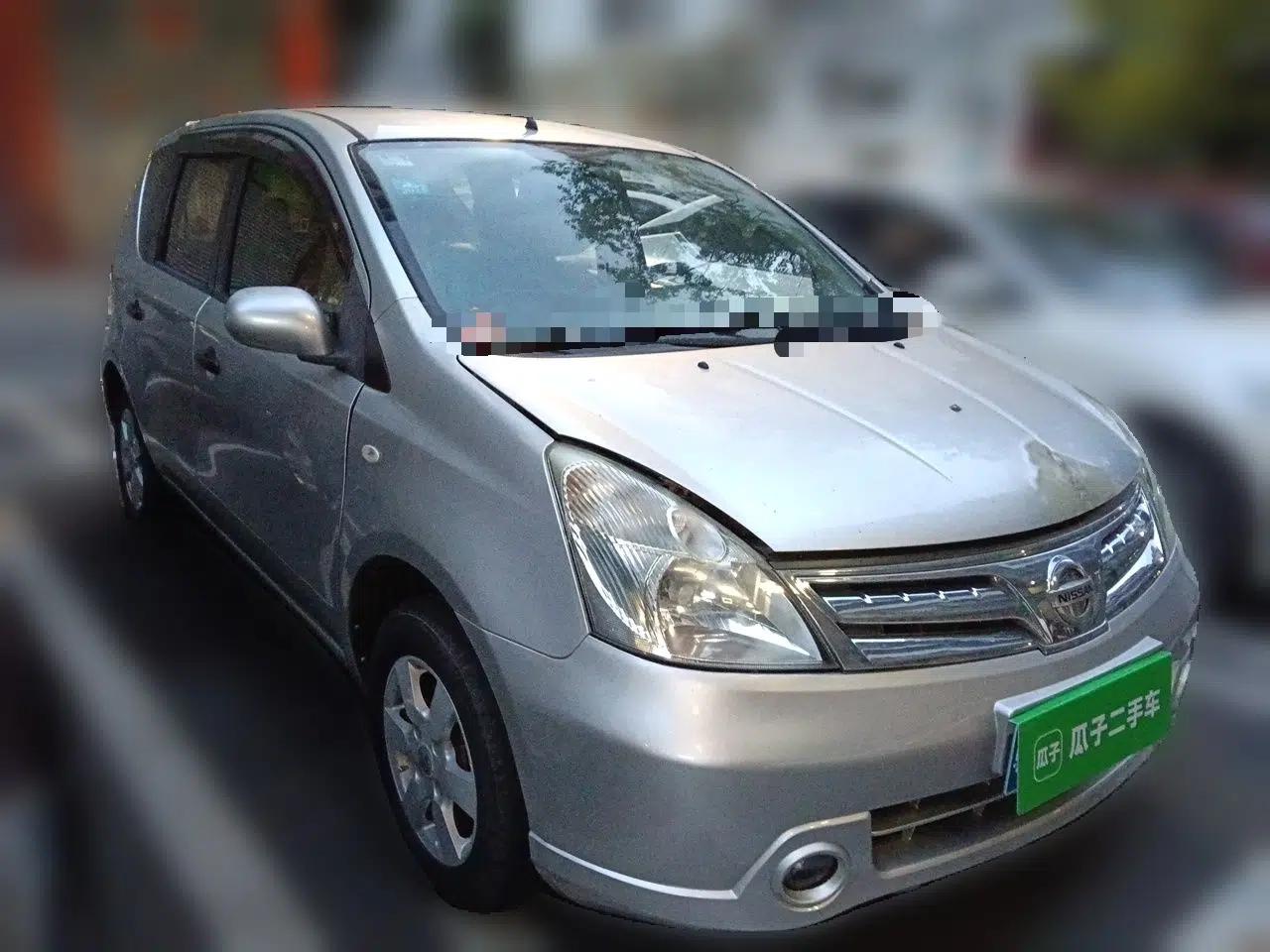 Nissan Livina 2010 Jingyue Edition 1.6L Automatic All-in-One Model — миниатюра 3