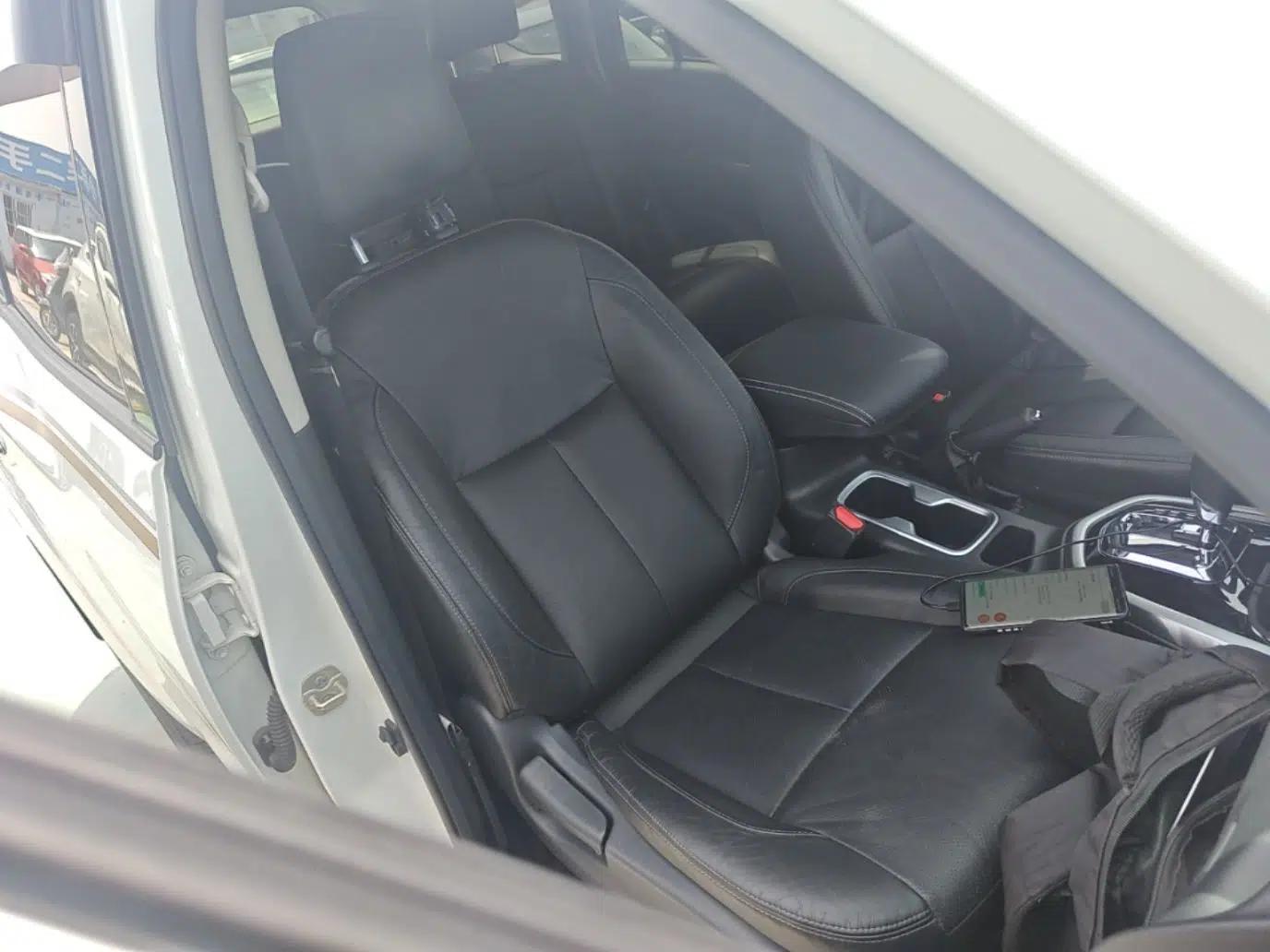 Nissan Terra 2020 2.5L XL Upper 4WD Automatic Four-Wheel Drive Luxury Edition — миниатюра 23