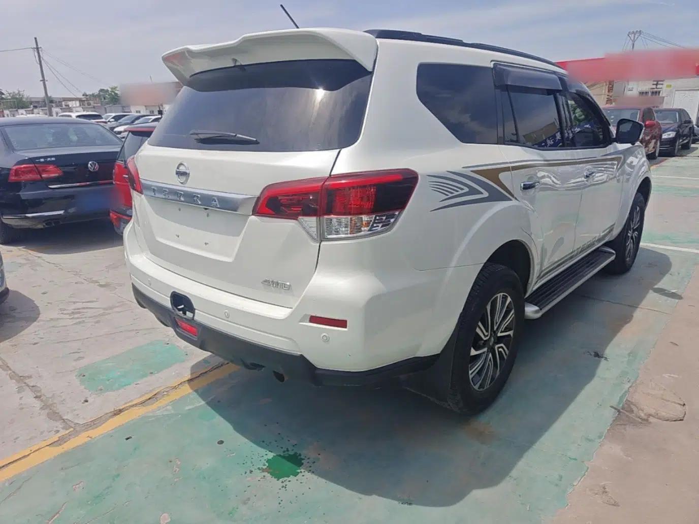 Nissan Terra 2020 2.5L XL Upper 4WD Automatic Four-Wheel Drive Luxury Edition — миниатюра 6