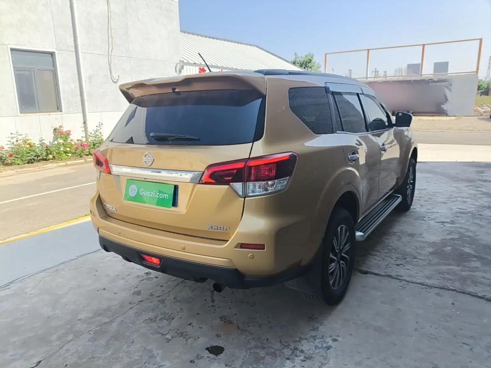 Nissan Terra 2018 2.5L Automatic 4x4 Flagship Edition — миниатюра 4