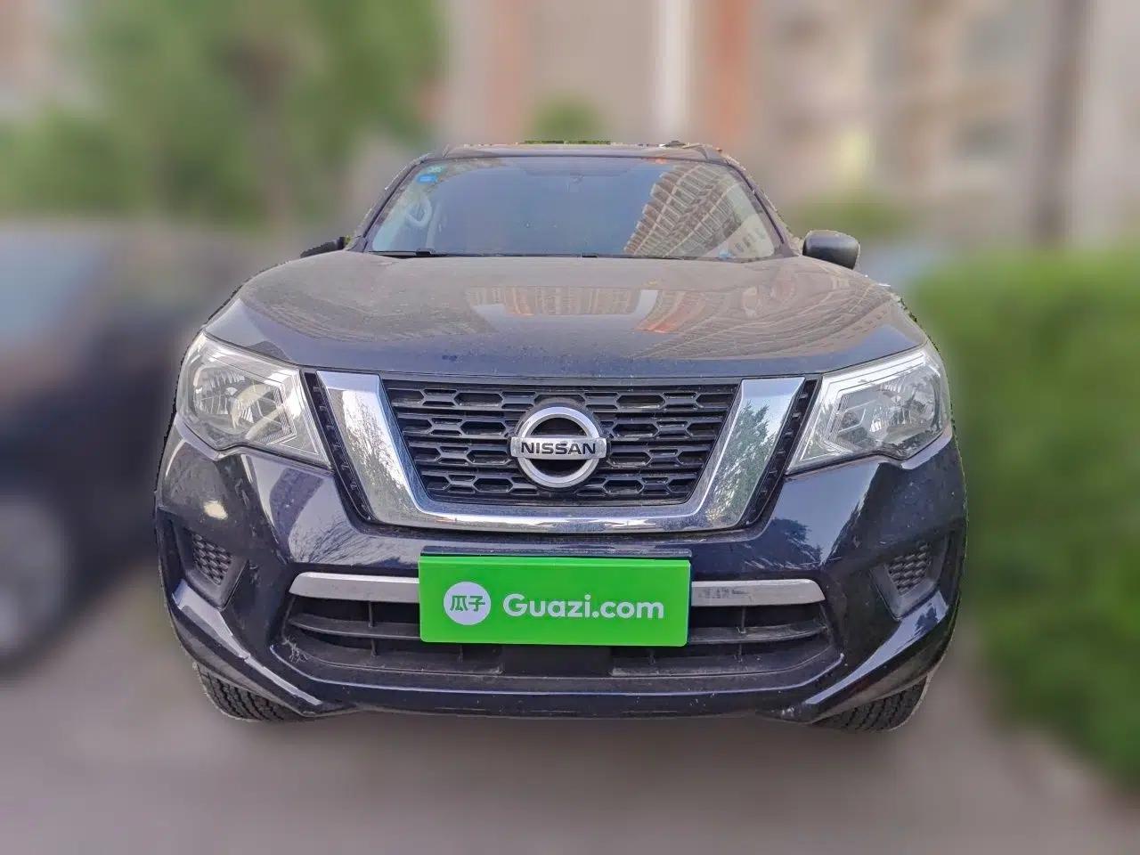 Nissan Terra 2018 2.5L Manual Two-Wheel Drive Elite Edition — миниатюра 2