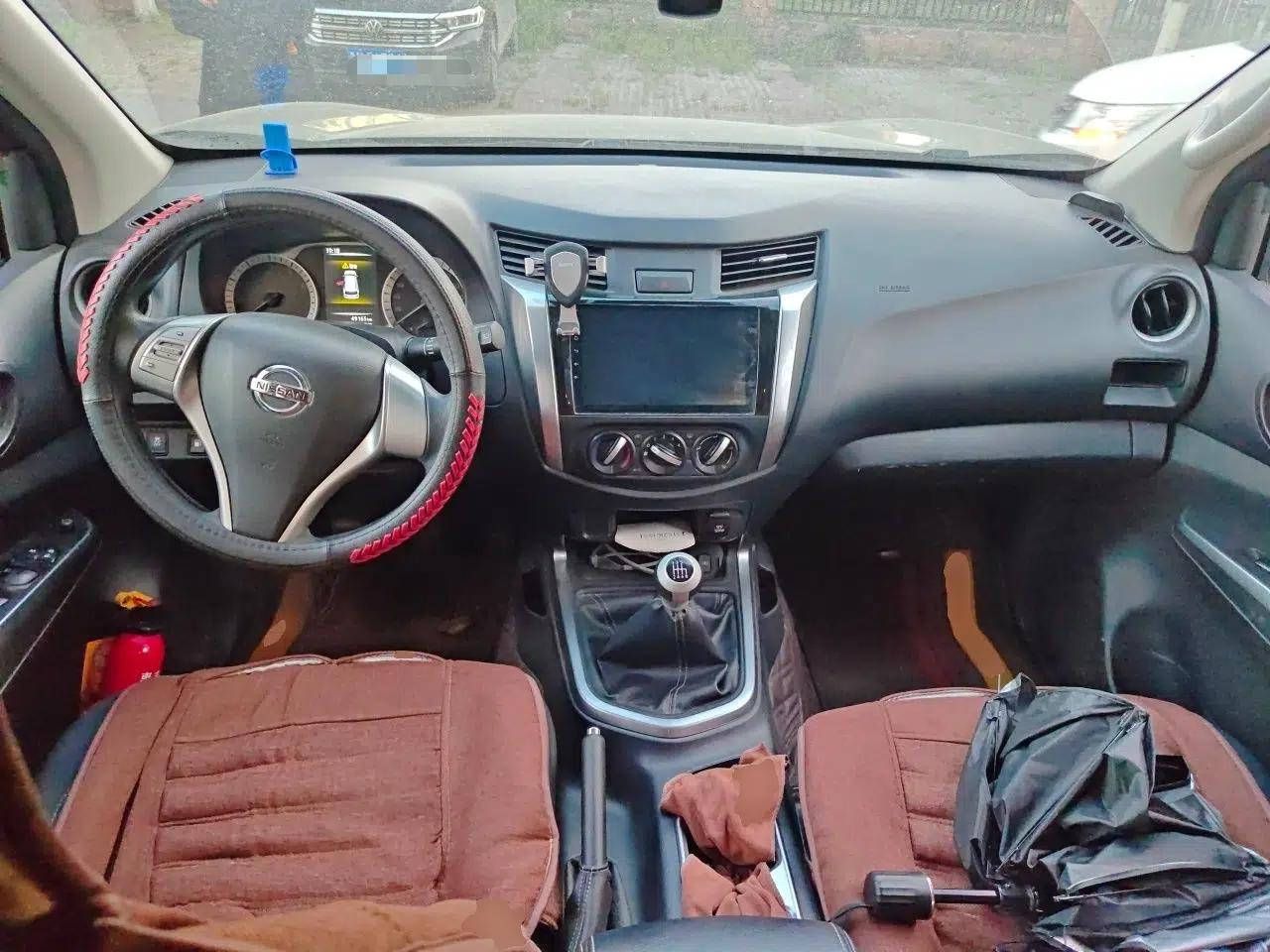 Nissan Terra 2018 2.5L Manual Two-Wheel Drive Elite Edition — миниатюра 10