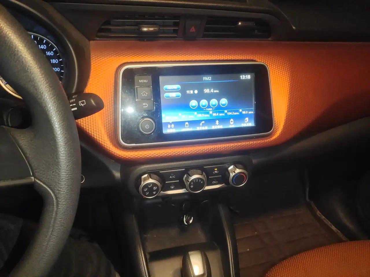Nissan Kicks 2017 1.5L CVT Cool Enjoy Edition — миниатюра 14