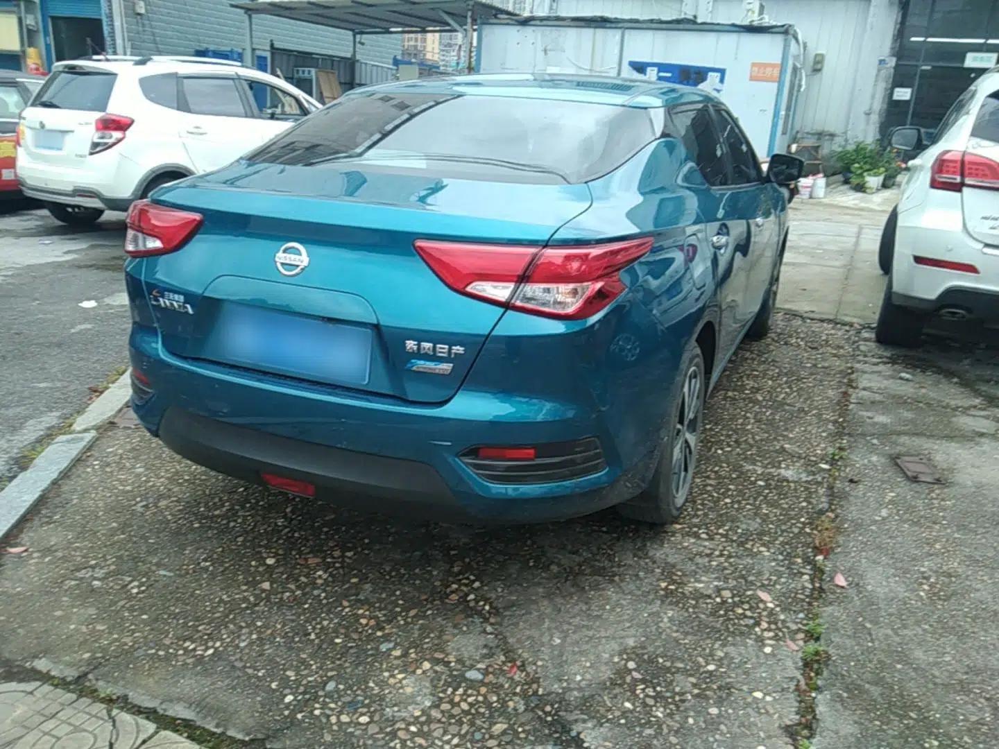 Nissan Lannia 2019 1.6L CVT Cool Edition China VI — миниатюра 6