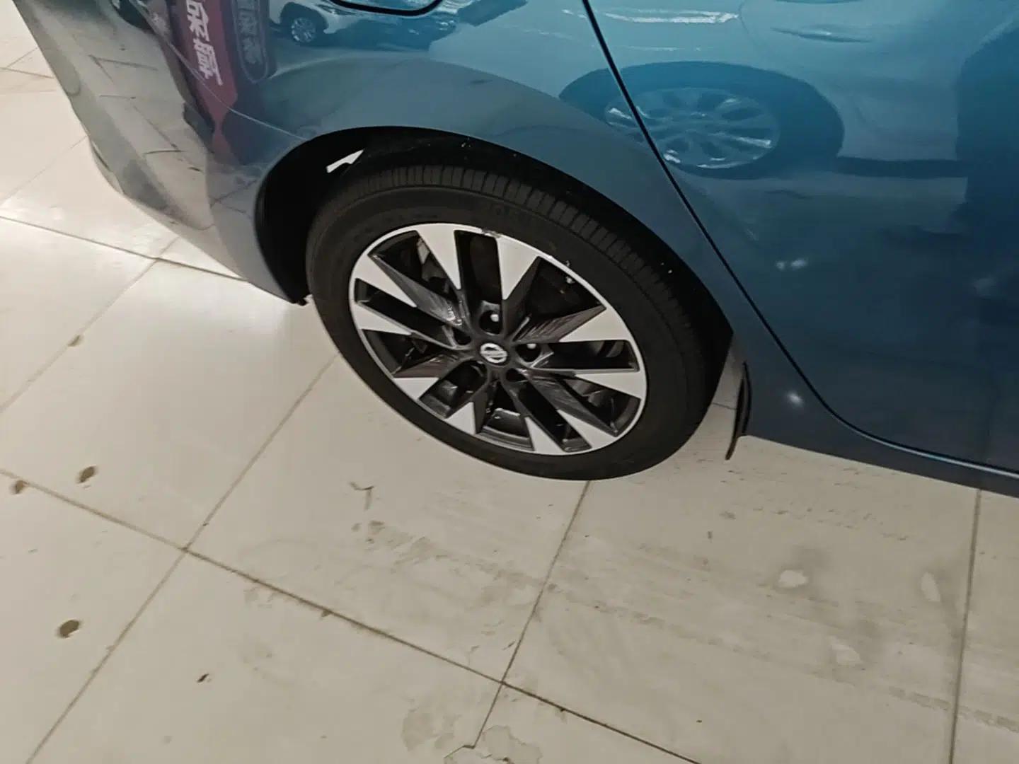 Nissan Lannia 2016 1.6L CVT High-Energy Version — миниатюра 10