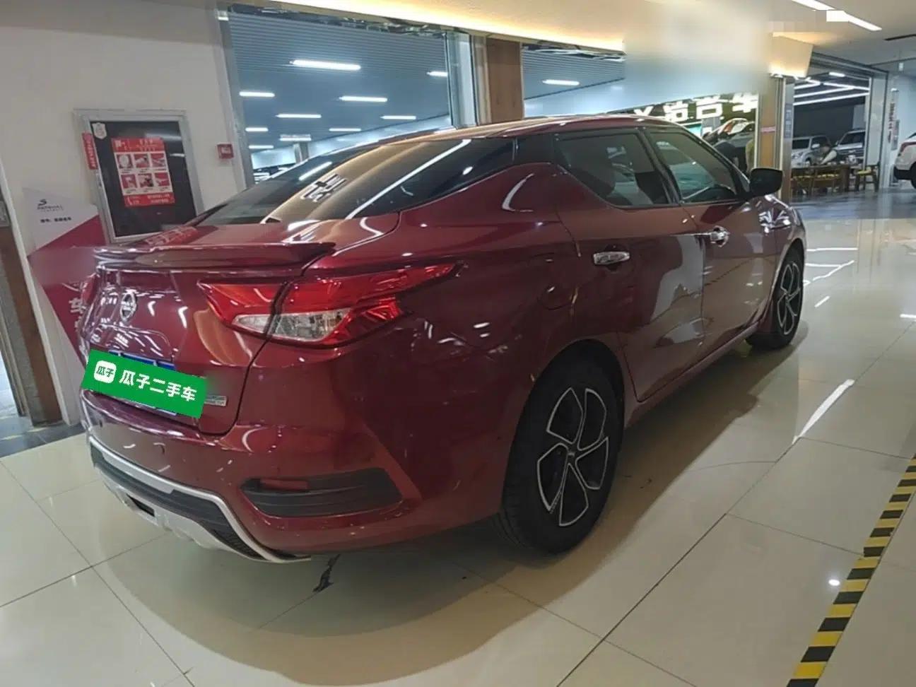 Nissan Lannia 2016 1.6L CVT Cool Edition — миниатюра 4