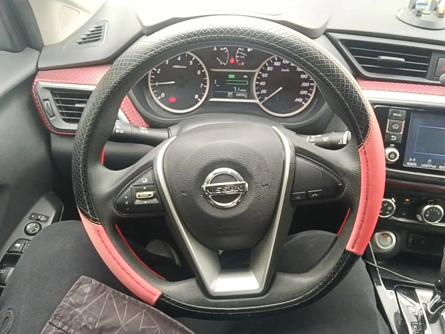Nissan Lannia 2016 1.6L CVT Smart Cool Edition — миниатюра 14