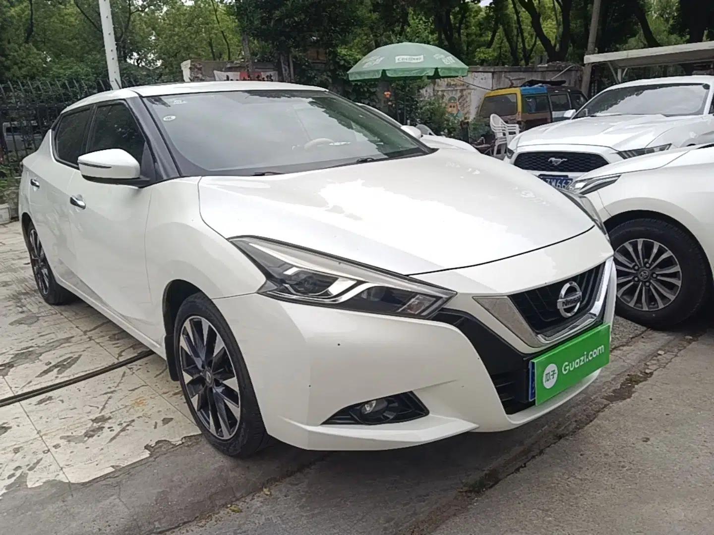 Nissan Lannia 2016 1.6L CVT Smart Cool Edition — миниатюра 3