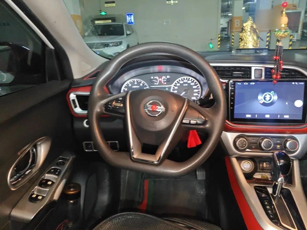 Nissan Lannia 2016 1.6L CVT Smart Edition — миниатюра 9