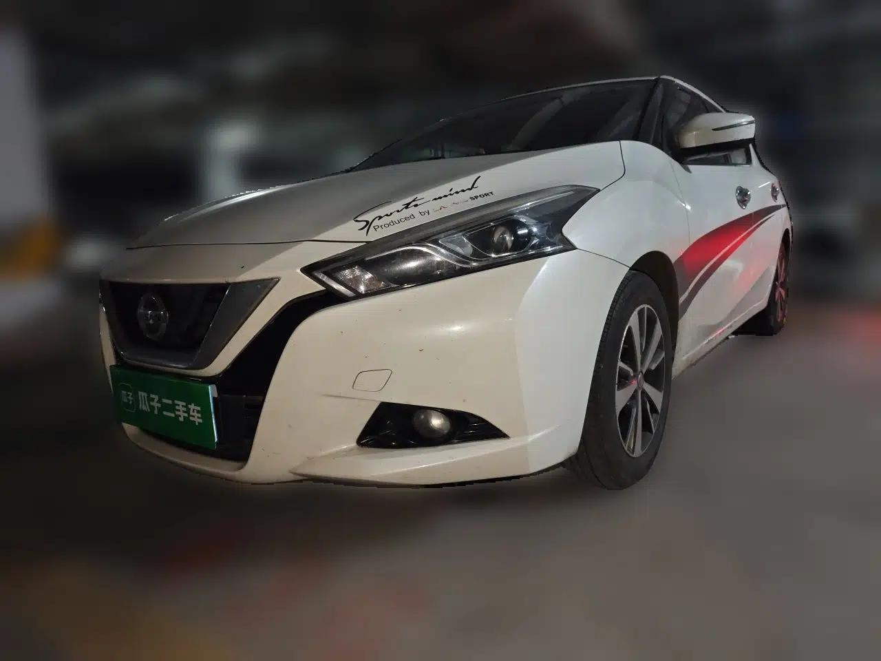 Nissan Lannia 2016 1.6L Manual Cool Edition — миниатюра 1