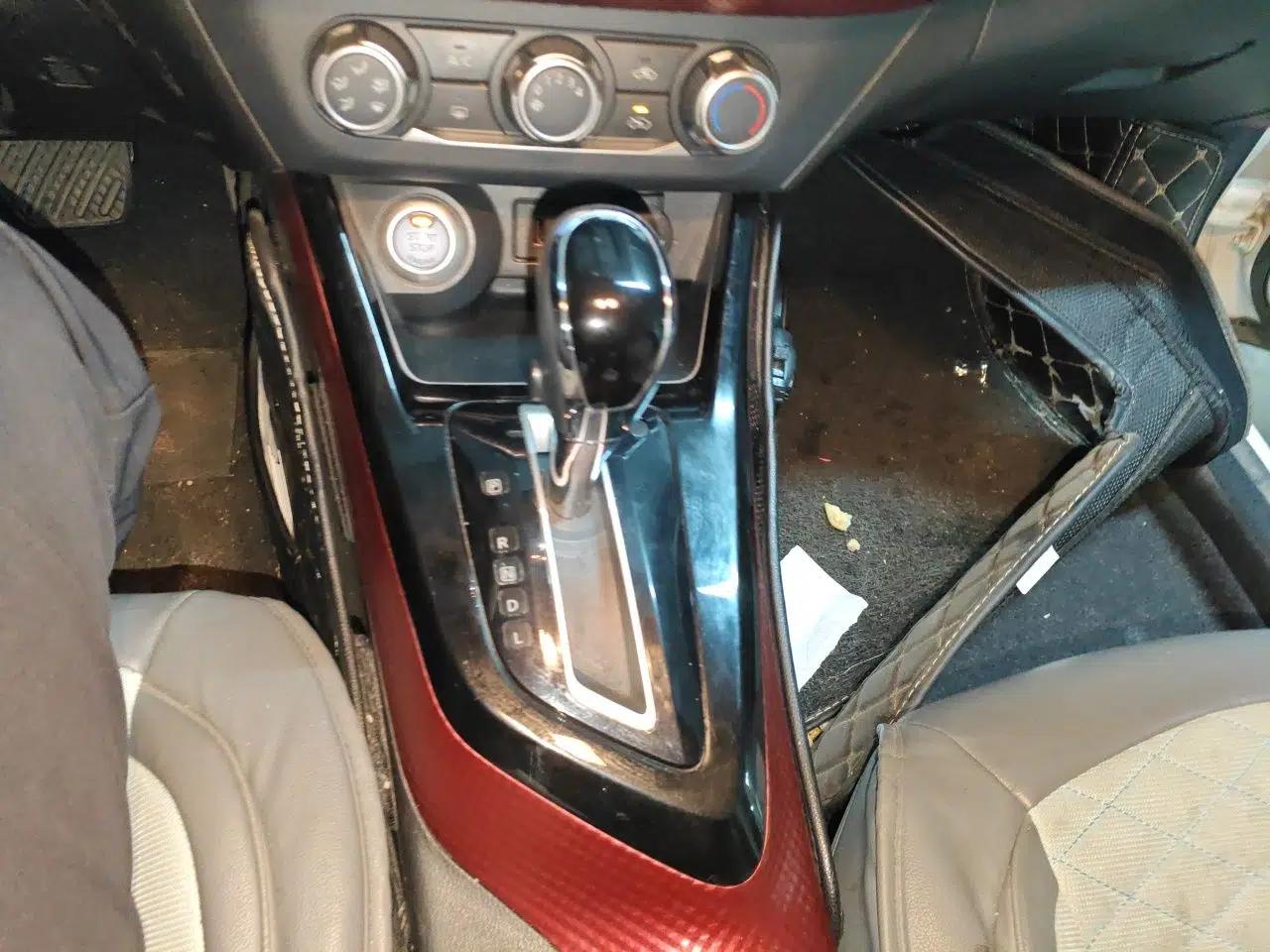 Nissan Lannia 2020 1.6L CVT Smart Connect Smart Cool Edition — миниатюра 15