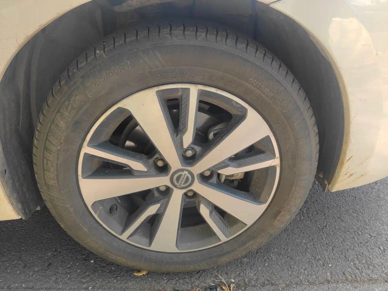 Nissan Lannia 2019 1.6L CVT Cool Edition China V Standard — миниатюра 8