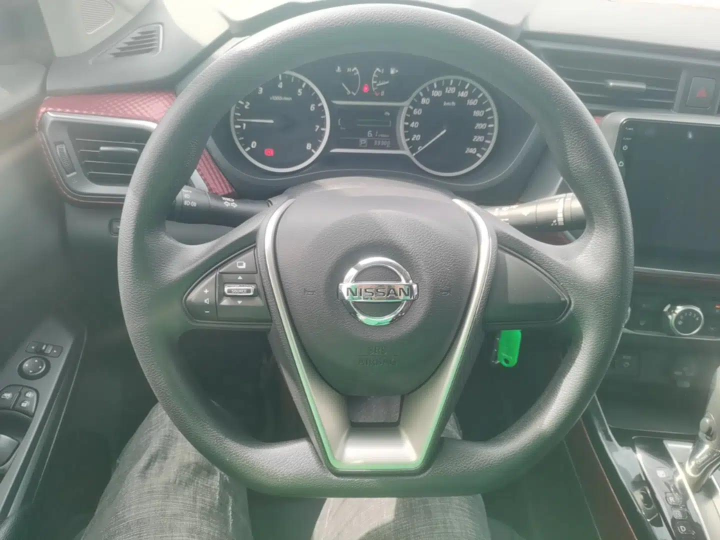 Nissan Lannia 2016 1.6L CVT Cool Edition — миниатюра 14