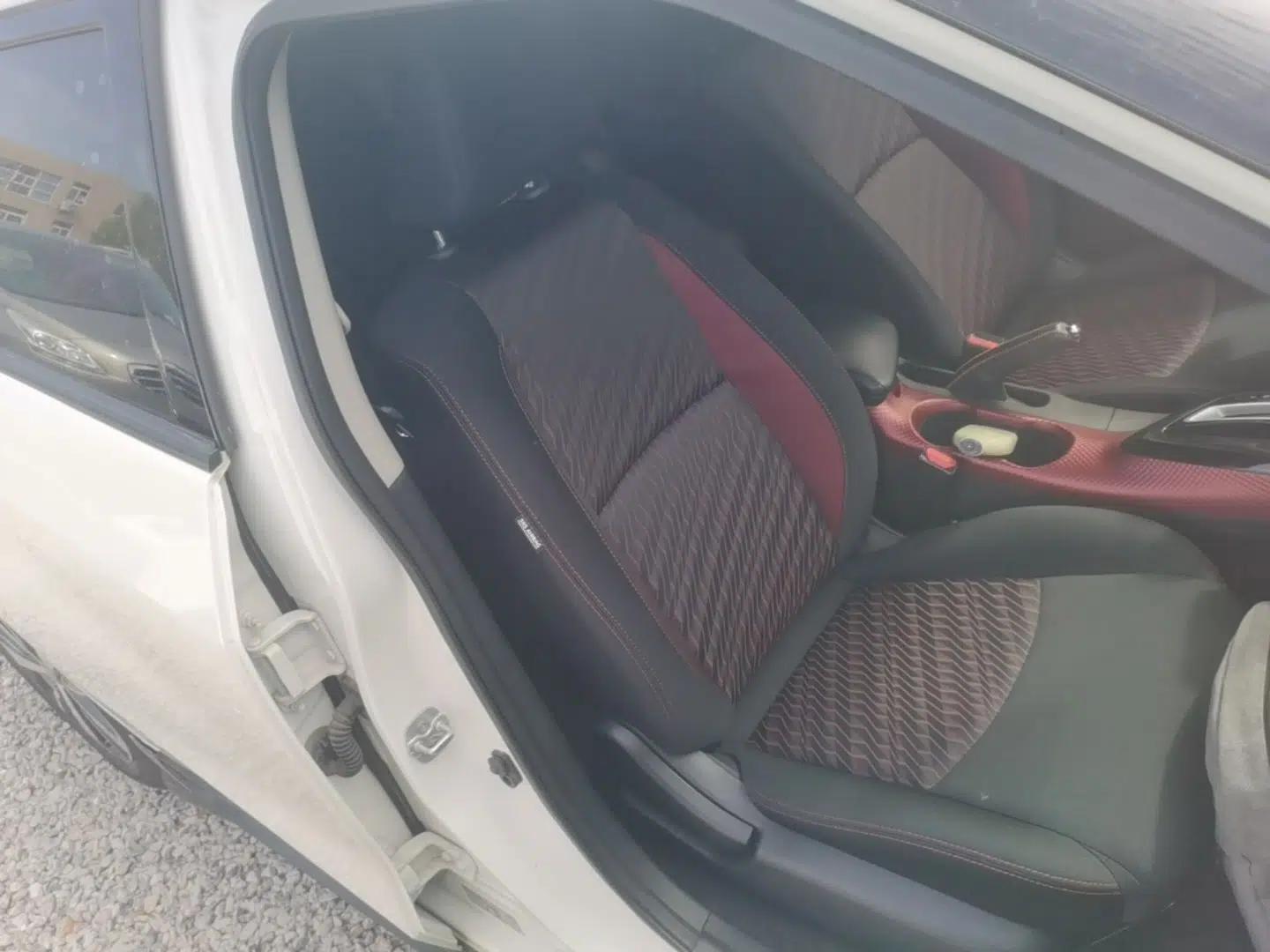 Nissan Lannia 2016 1.6L CVT Cool Edition — миниатюра 23