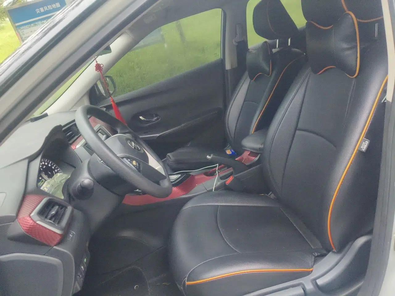 Nissan Lannia 2016 1.6L CVT Smart Cool Edition — миниатюра 16