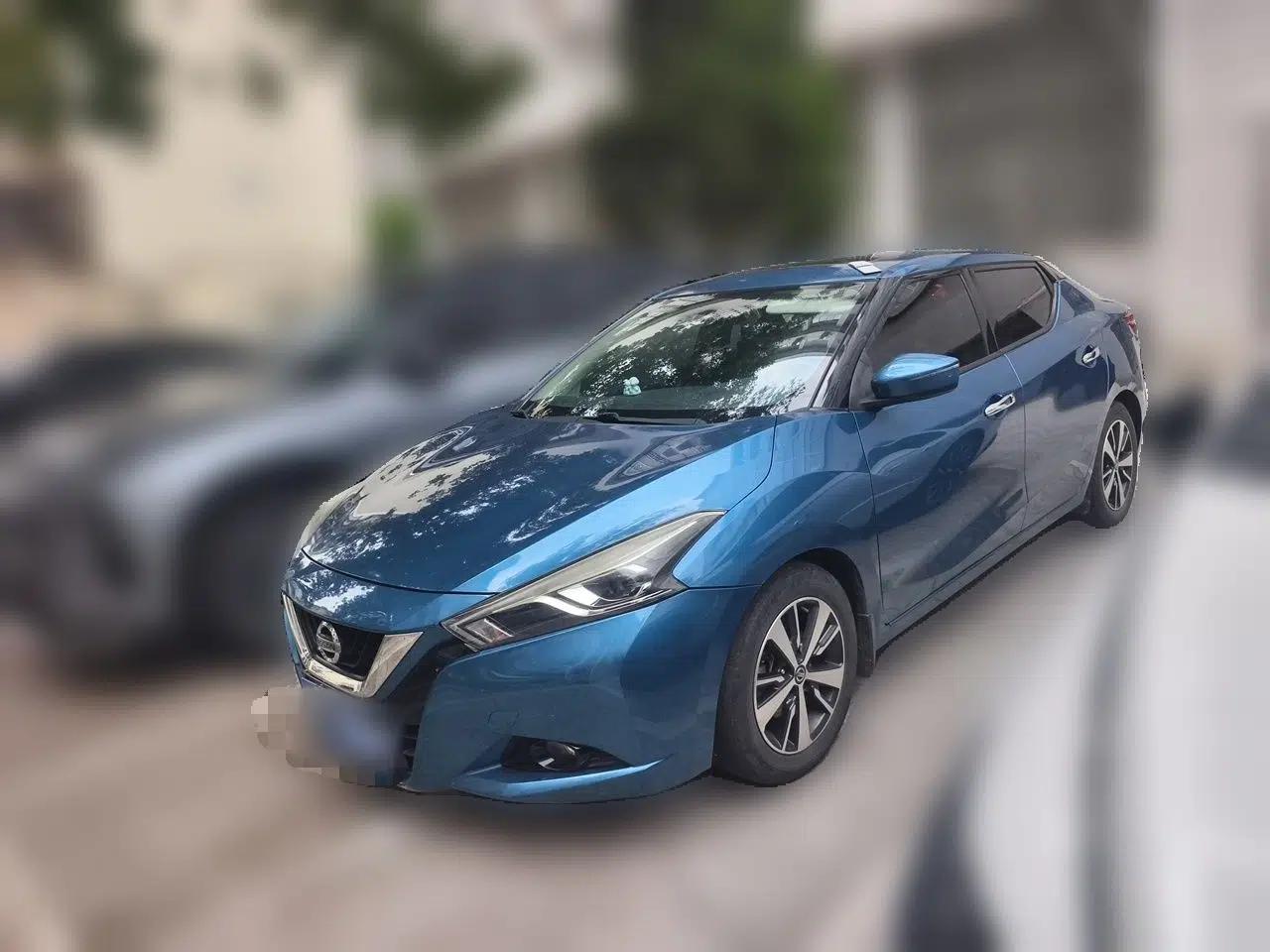 Nissan Lannia 2016 1.6L Manual Cool Edition — миниатюра 1