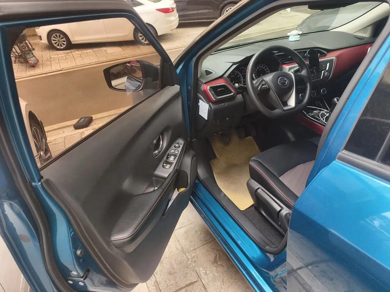 Nissan Lannia 2016 1.6L Manual Cool Edition — миниатюра 17